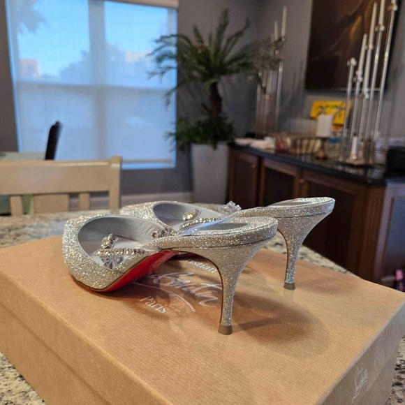 NEW Christian Louboutin Planet Queen Crystal Embellished Glitter Pointed Mule 38 - Picture 8 of 12